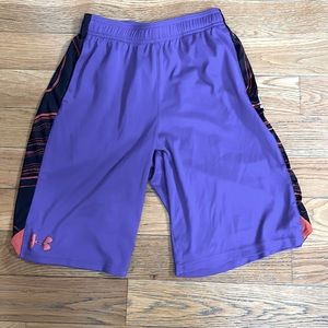 Under Armour boy shorts L